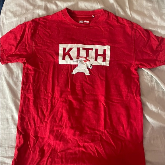 KITH X COCA-COLA POLAR BEAR TEE - Picture 3 of 5